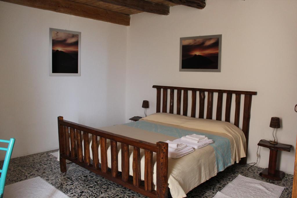 B&B Casa Doria กัสเตลซาร์โด ห้อง รูปภาพ