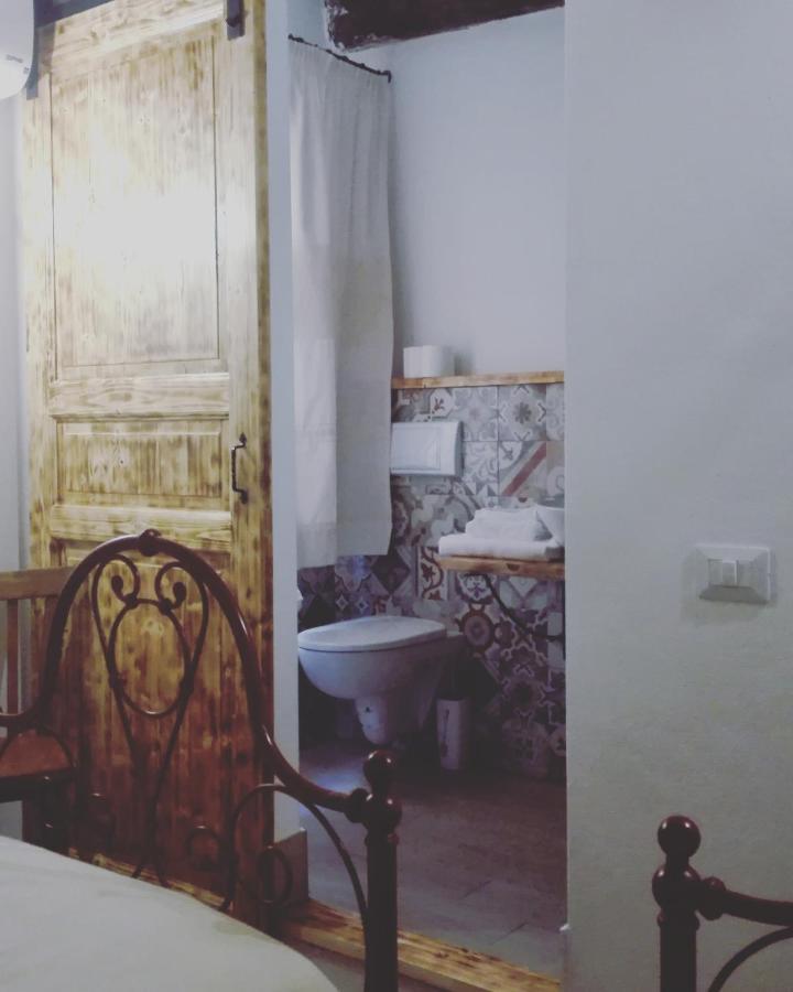 B&B Casa Doria กัสเตลซาร์โด ภายนอก รูปภาพ